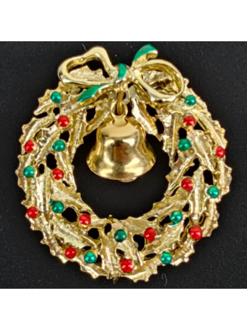 Christmas Wreath Brooch Pin Gold Tone Red Green Beads Dangling Bell Holiday